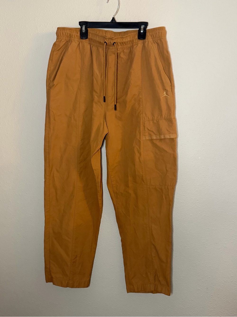 Nike Men's Jordan Essentials Woven Pants Legend Brown Size Large